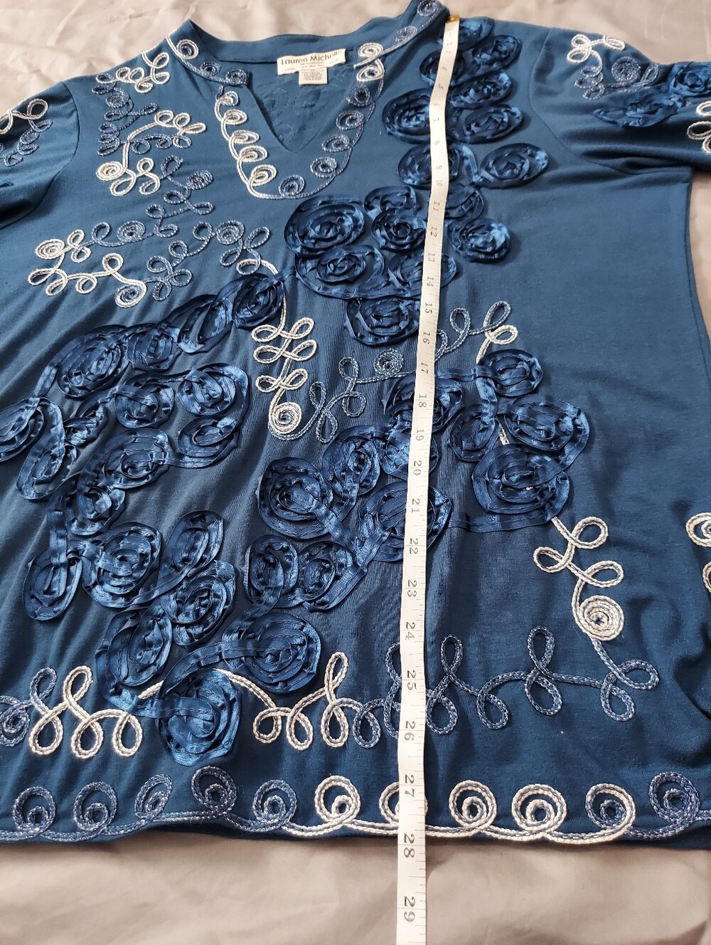 Lauren Michelle Floral Ribbon Rosette Embroidered Blue Tunic Top 1X - Picture 12 of 12